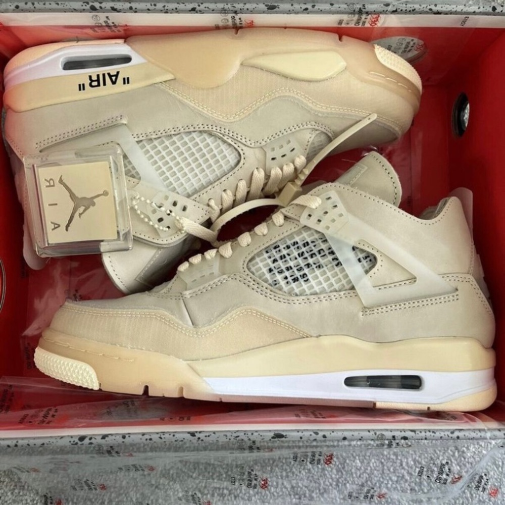 Off white x jordan 4 SP